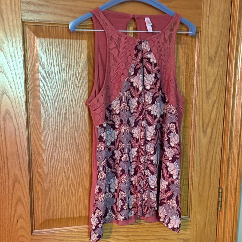 Xhilaration Burgundy Lace Floral Tank Top